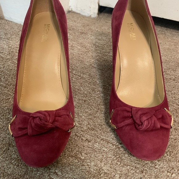 Brand New Michael Kors Pumps - Picture 5 of 6